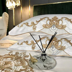 Lade das Bild in den Galerie-Viewer, Luxus Royal Gold Satin Seide Bettbezug Set
